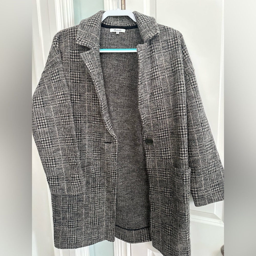 Madewell sweater coat in plaid women’s xs.